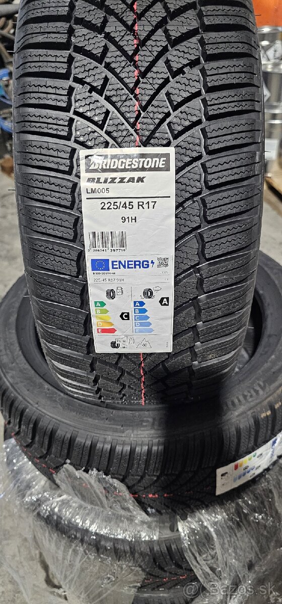 Nové zimné pneu Bridgestone Blizzak LM005 225/45 R17 91H 4ks