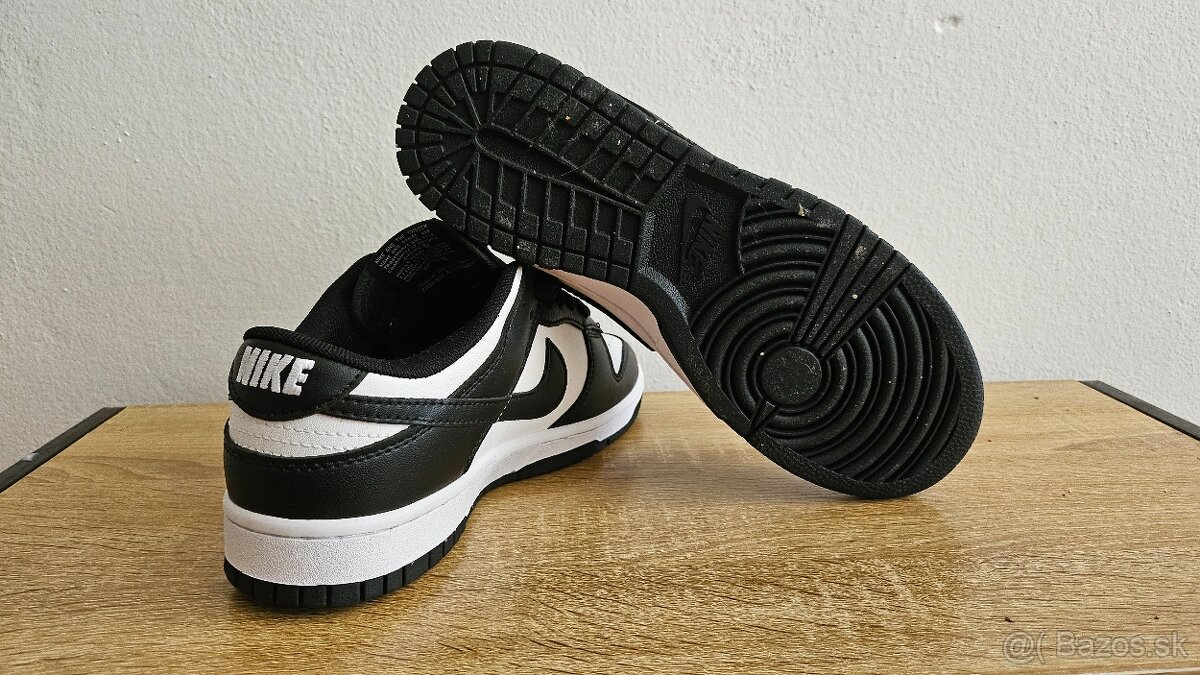 NIKE DUNK veľ.42