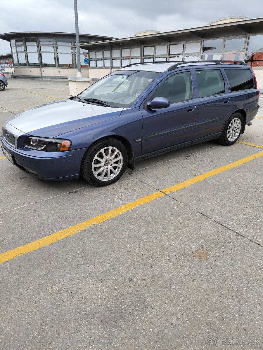 Volvo V70 2.4 D5 AT