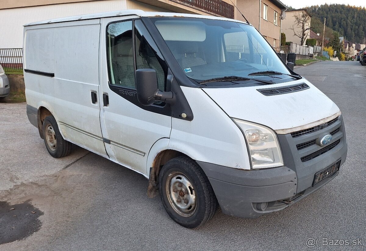 Predám Ford Transit 2.2tdci 63kw rok 2010,manual 5 stupňový