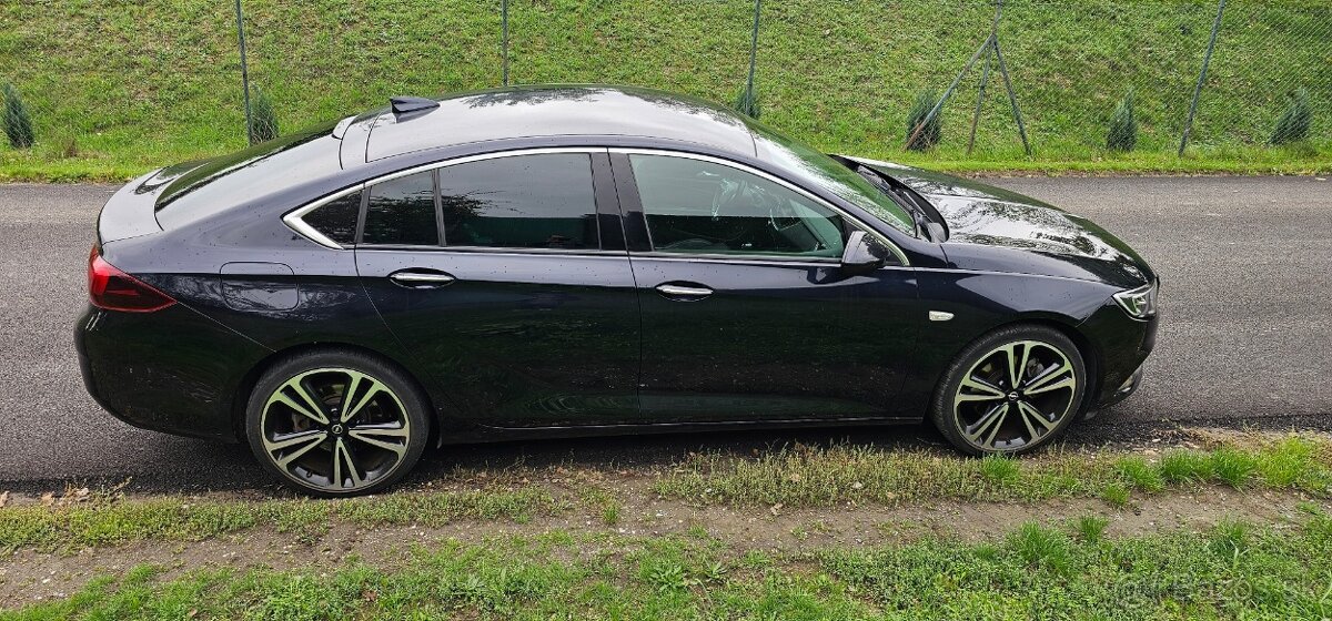 Predám Opel Insignia B 209 koní, 4x4, po veľkom servise