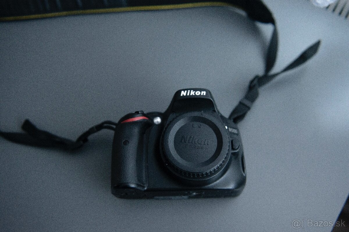 Nikon D5100