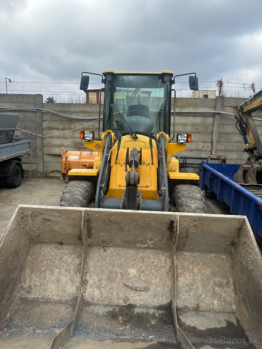 Volvo l30 b