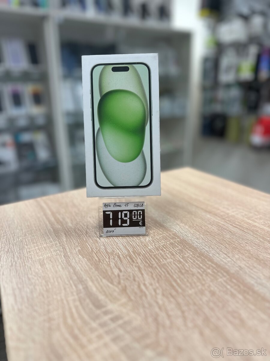 Apple iPhone 15 green