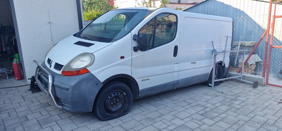 Renault trafic 1.9 dci 100