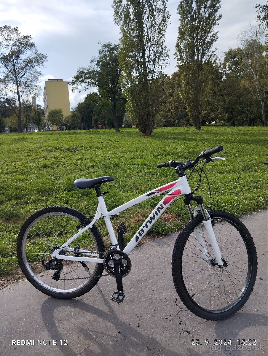 Damsky snehobiely bicykel na prwdaj - veľkosť S do 160 cm.