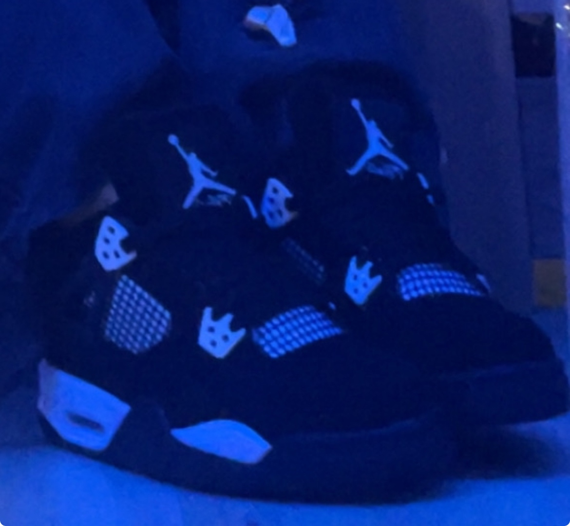 Jordan 4