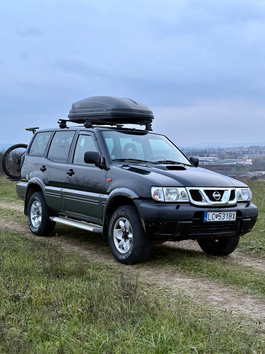 Terrano 2 3.0L