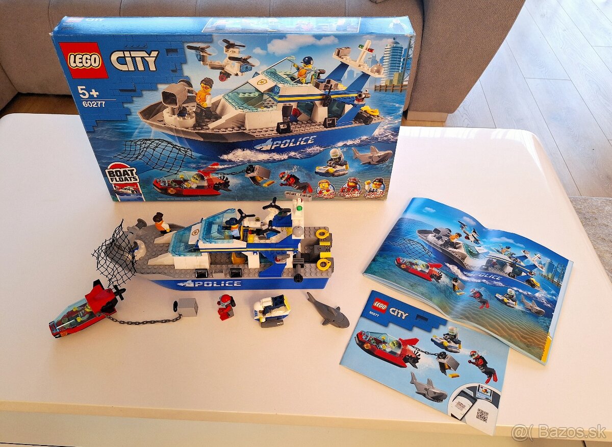 LEGO City 60277 Policajný hliadkový čln