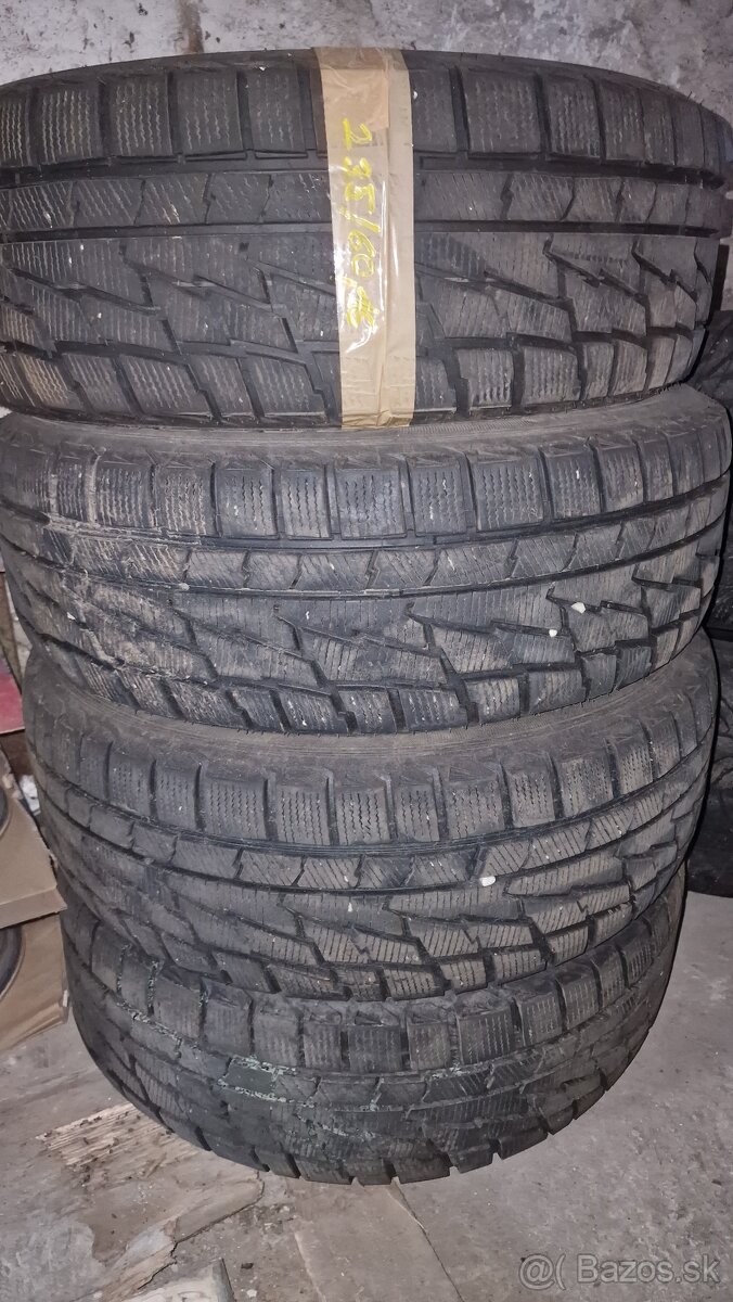 Predám zimné gumi 235/60 R16