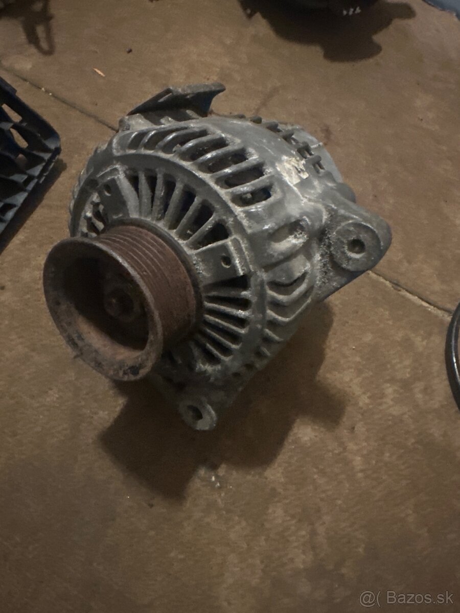 Predám Alternator Avensis t22 2.0 Vvti 110kw 27060-28060