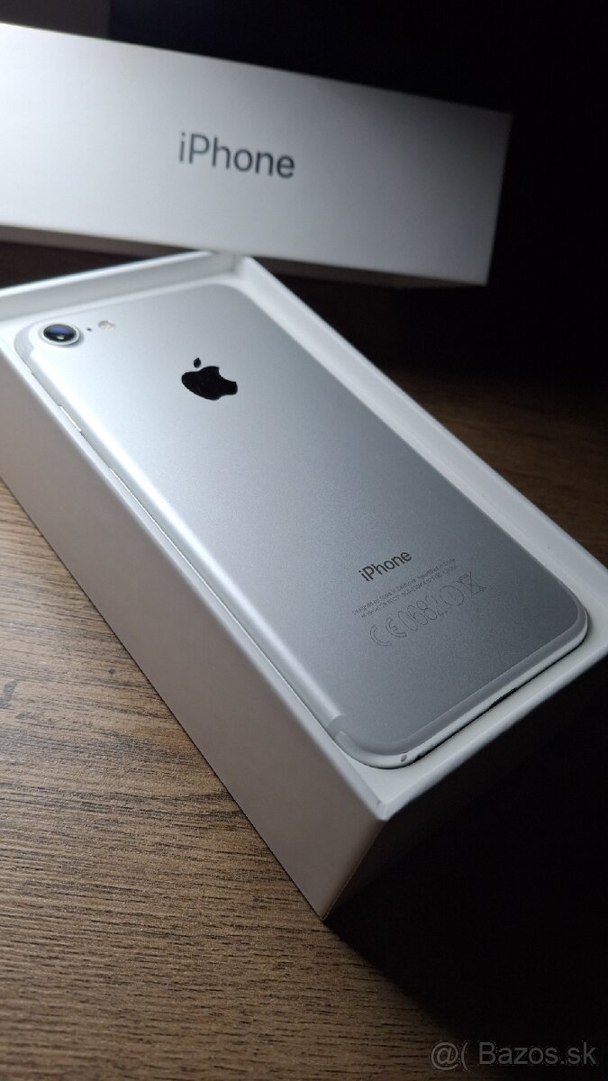 IPhone 7 Silver 32GB – Skvelý stav, nová batéria 100%