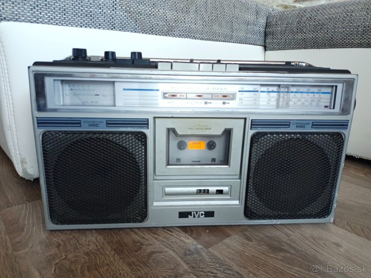 JVC RC 646L radiomagnetofon boombox retro kazeťák