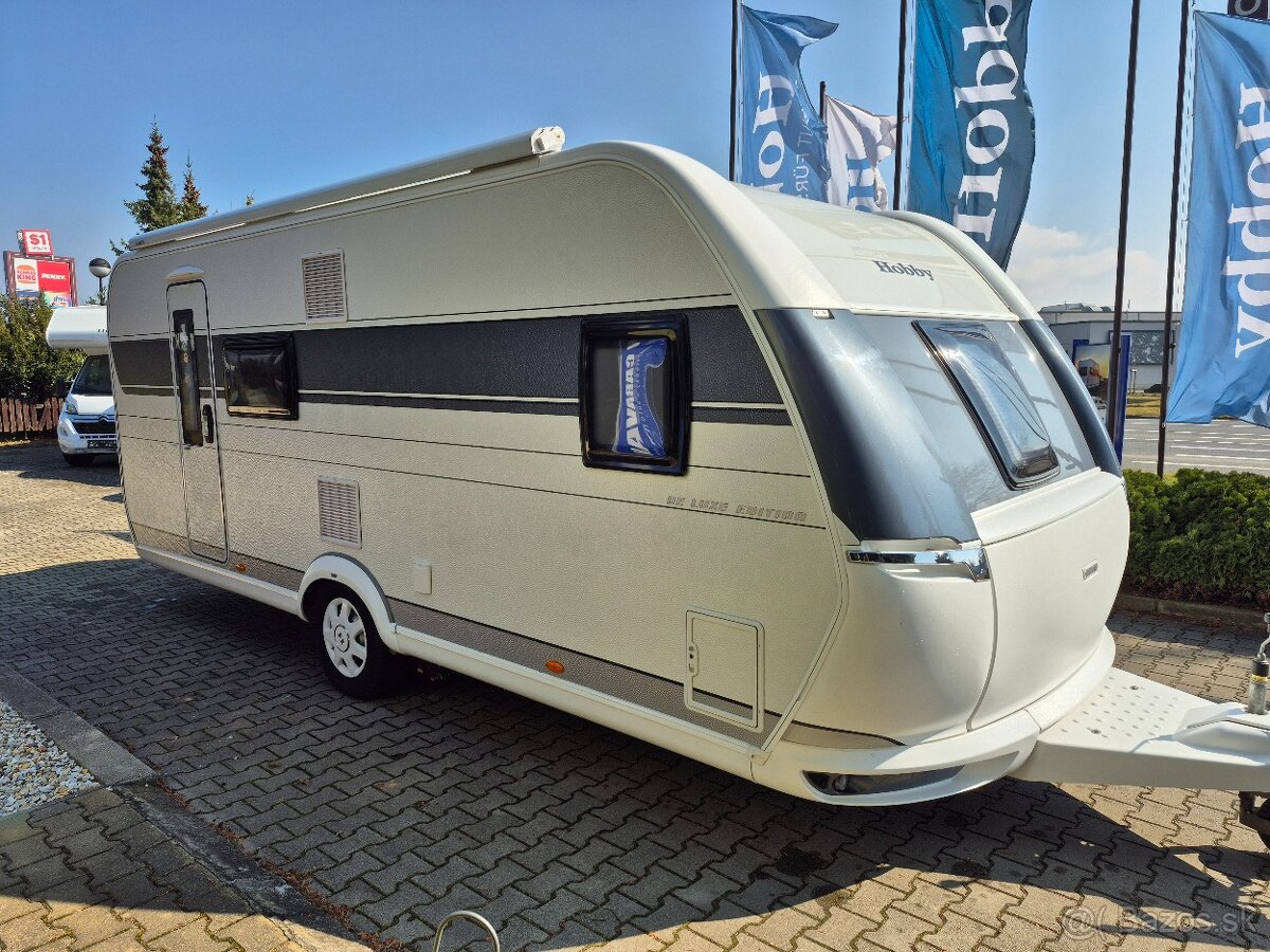 Obytný přívěs Hobby De Luxe Edition 560 KMFe