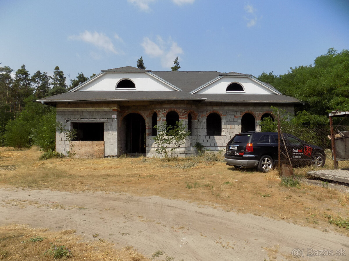 Predáme luxusný rozostavaný RD v Borskom Mikuláši