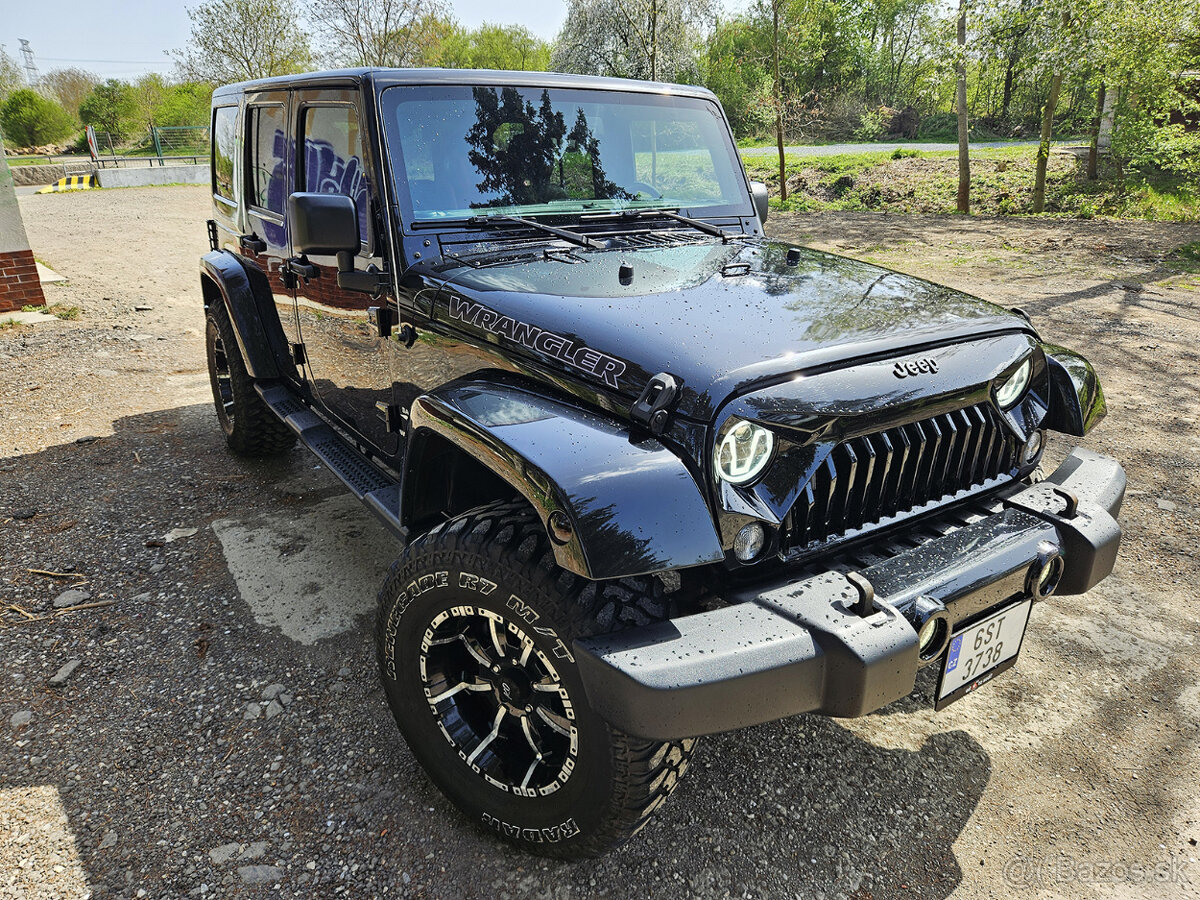 Jeep Wrangler Unlimited Sahara 2016 3.6L V6 - LPG