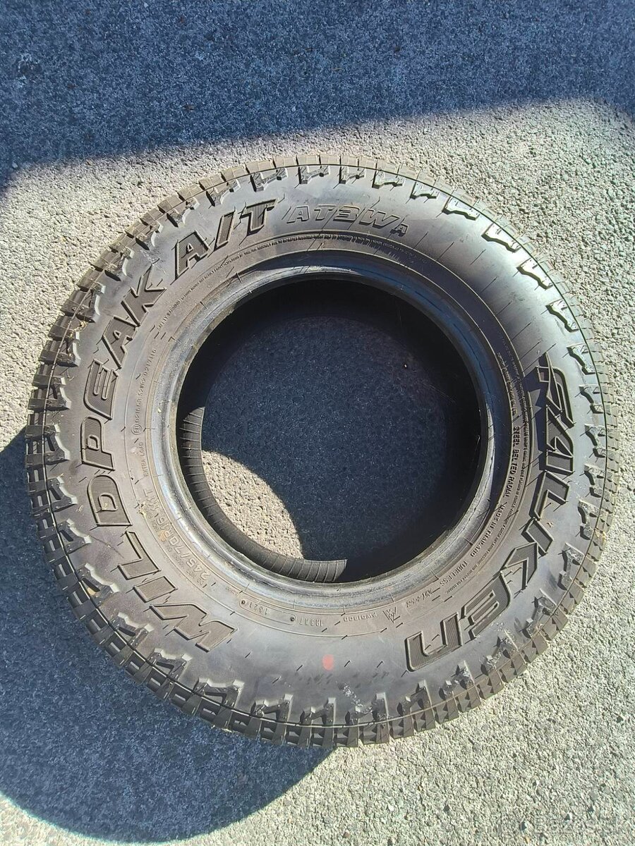 Falken Wildpeak A/T 245/70 R16