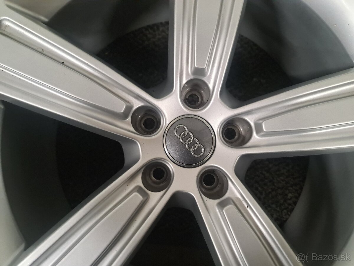 5X112 R19 ALU DISKY AUDI.