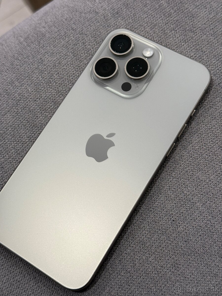 iPhone 15 Pro Max