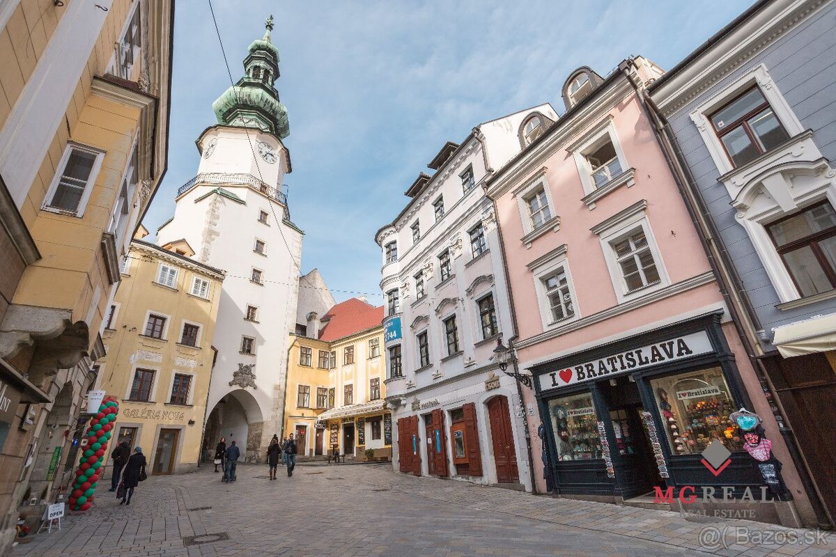 Priestor 18m2 v pasáži pod Michalskou bránou