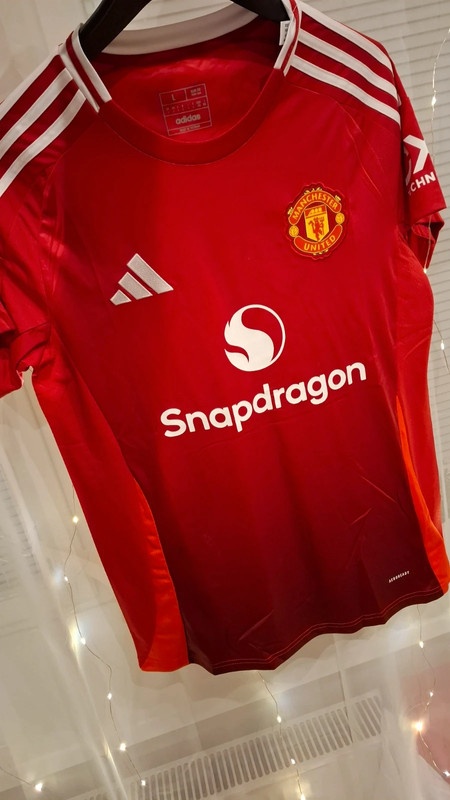 dres Manchester United