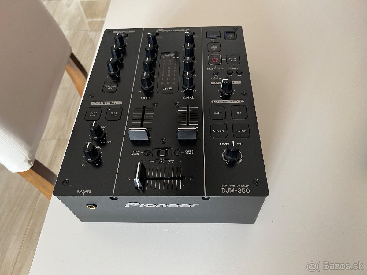 Pioneer DJM-350/2-kanálový mixážny pult