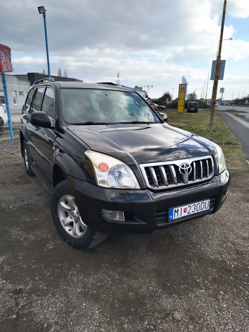 Toyota Land Cruiser 3.0 D-4D NAVI, A/T