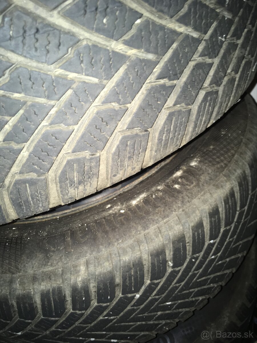 Zimné pneu Continental na plechových diskoch 185/60 R15