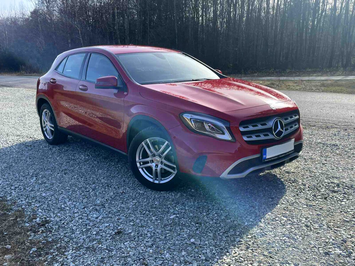 Mercedes-Benz GLA 180d