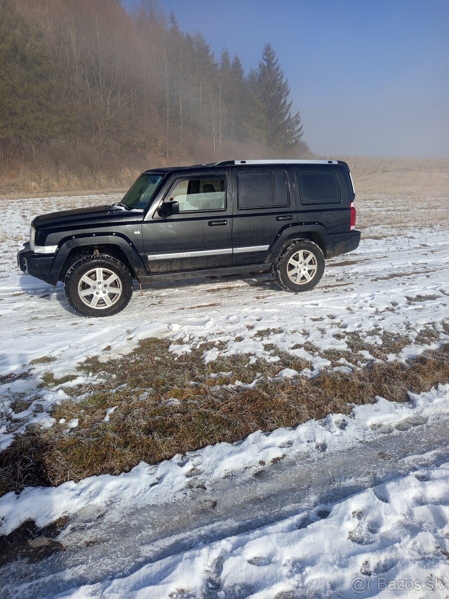 Predám jeep Commander 3.0crdi 160kw rv:2009