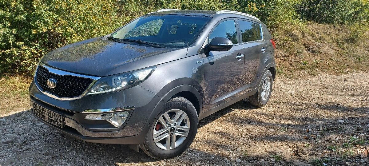 Kia sportage 2,0Crdi 2015 4x4 par.kamera