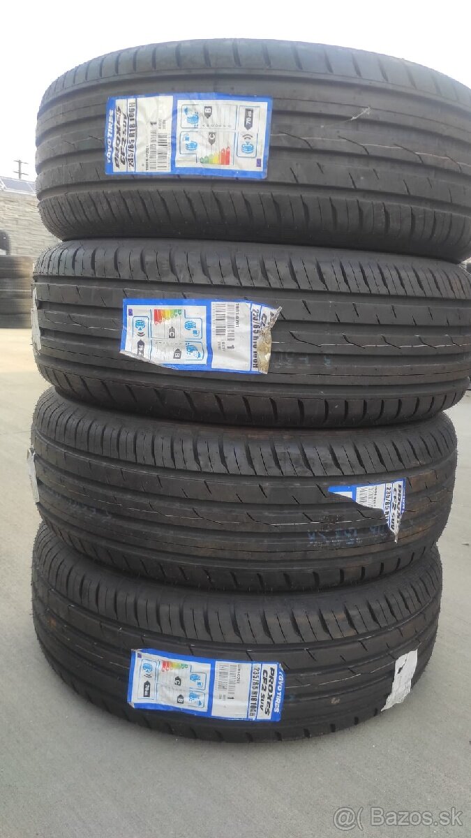 Toyo 235/65r18 letne