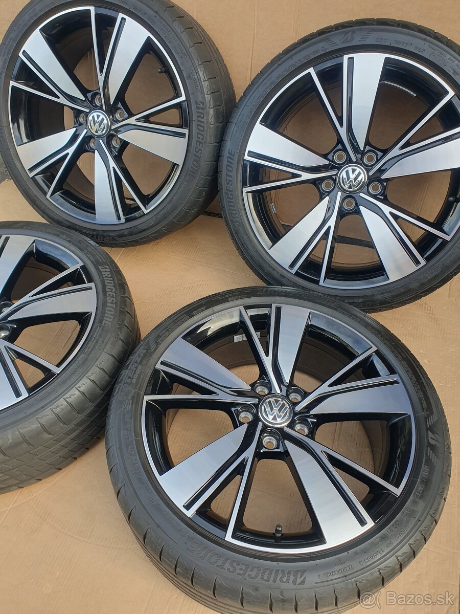 5x112 r18 Vw Golf Gti,Gte,Gtd -Letni sada