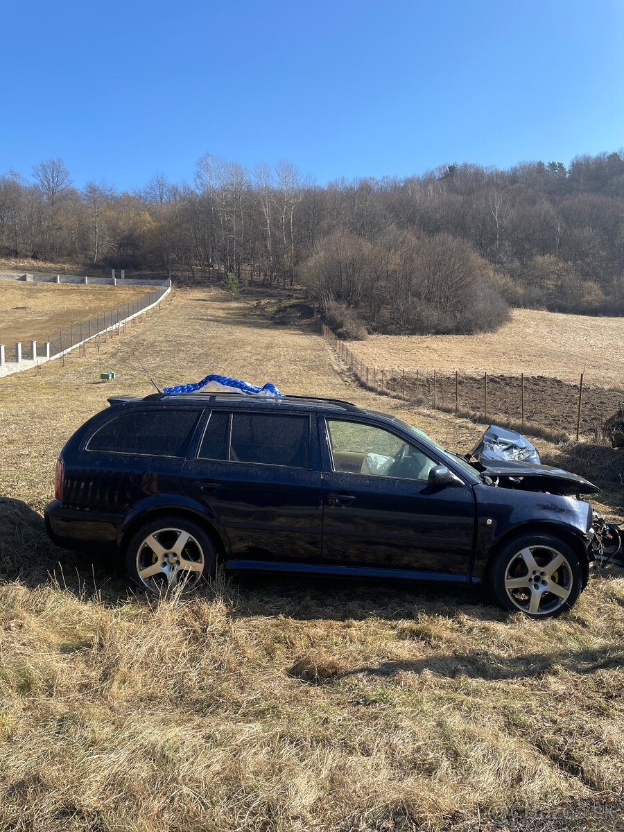 Škoda Octavia 1 combi Laurin klement