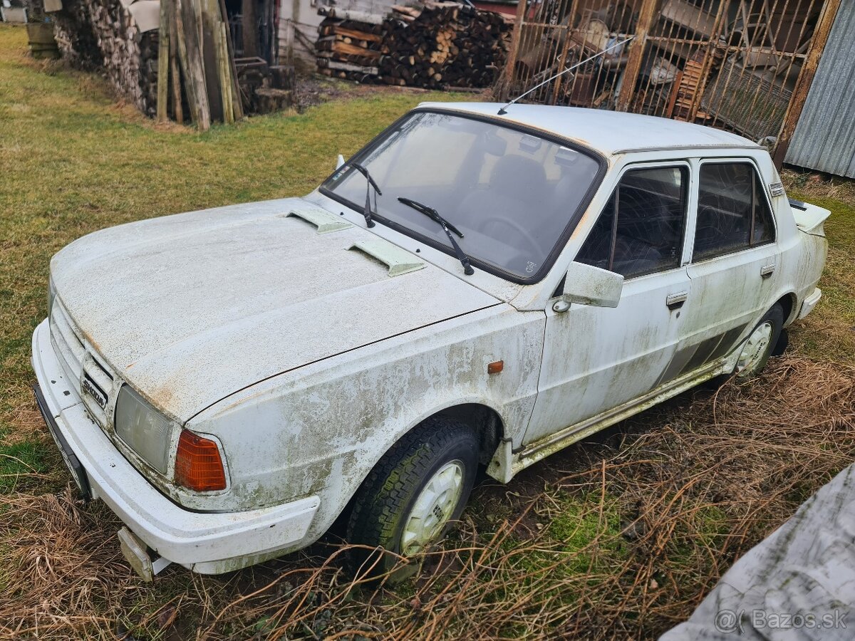 Predám Škoda 120 L