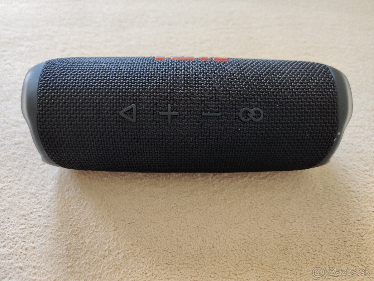 JBL Flip 6.   Odolný vodotesný bluetooth reproduktor.