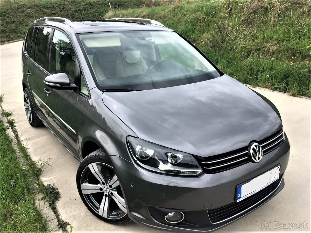 VW Touran 1.6 TDI - PANORAMA