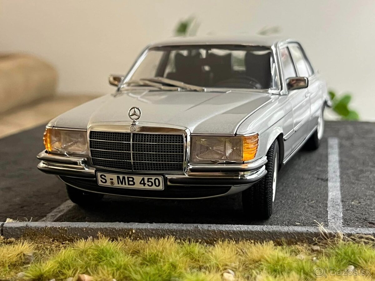 1:18 Mercede-Benz 450 SEL 6.9 (W116) Silver - Revell