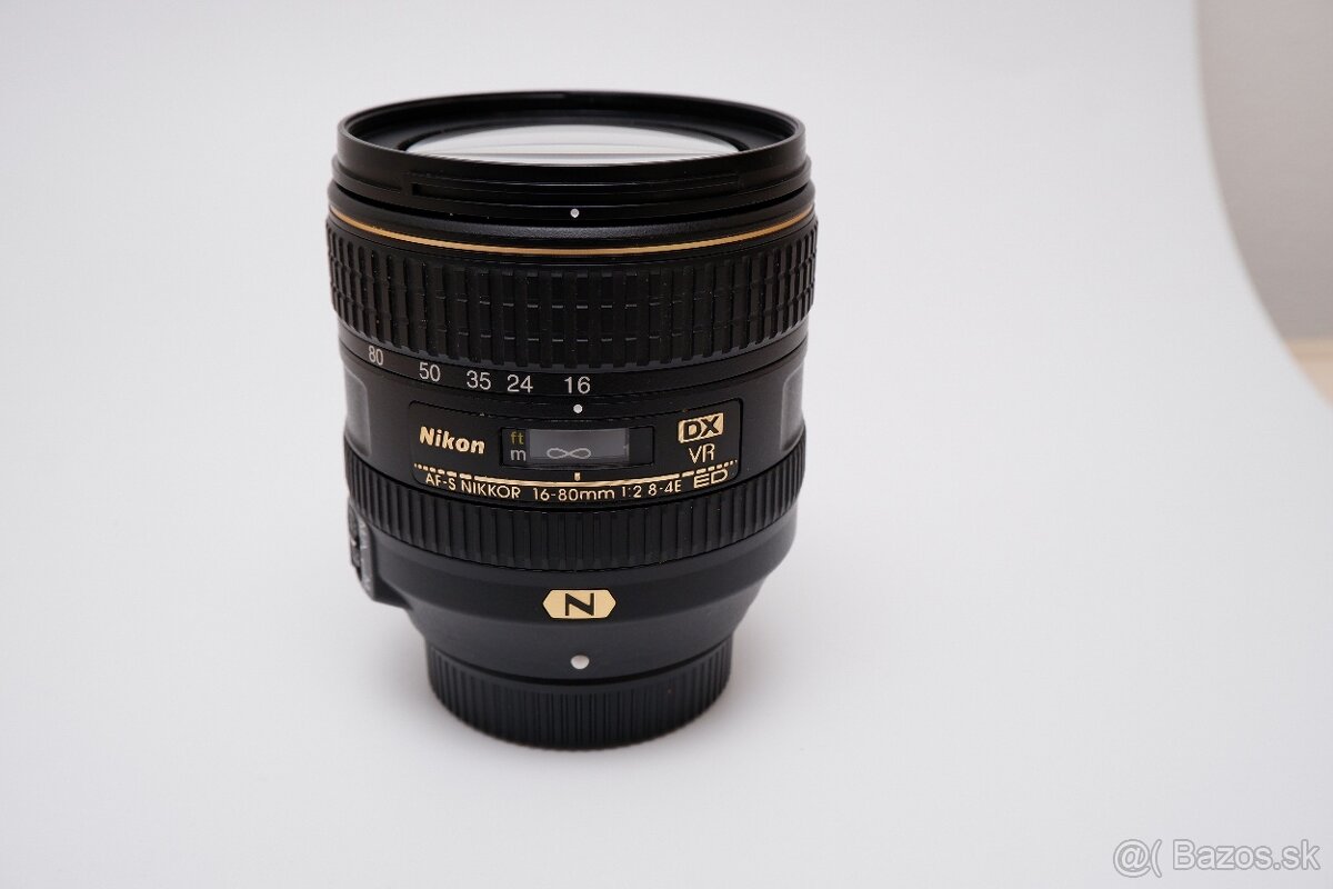 Nikon AF-S DX Nikkor 16-80mm f/2.8-4E ED VR