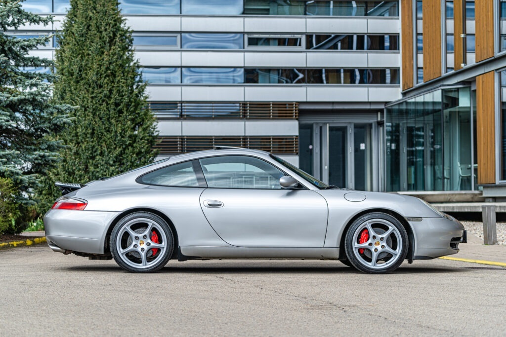 Porsche 911 Carrera 996 1998 Tiptronic iba 99 900 km, krásny