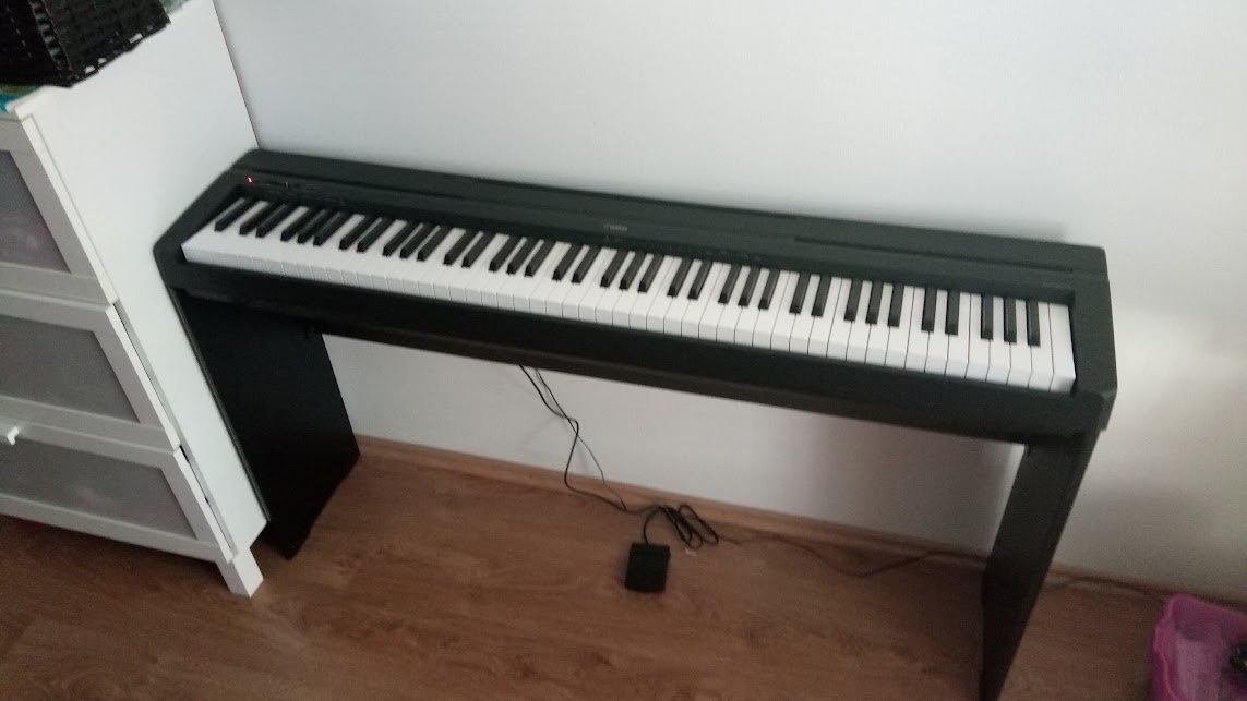 Yamaha digital piano P-35