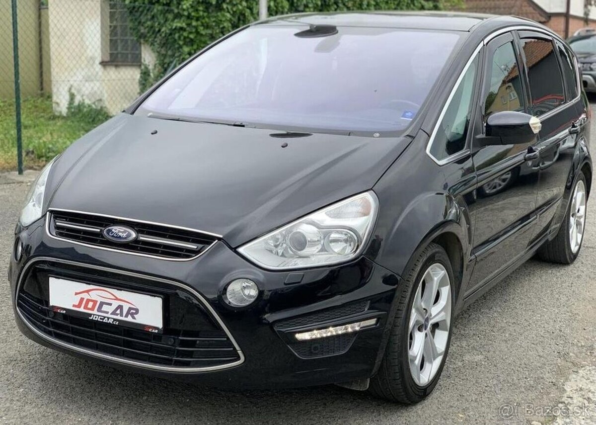 Ford S-MAX 2.0 TDCi KŮŽE NAVI PANORAMA nafta manuál 120 kw