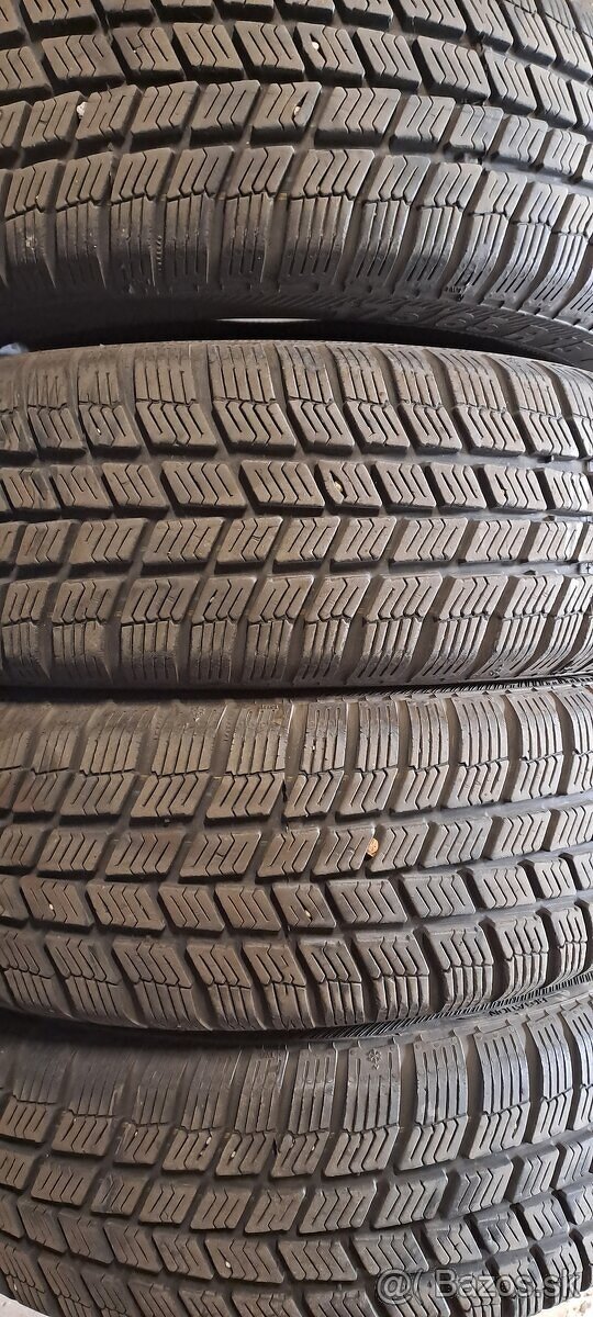 Predám 4ks jazdené zimné pneumatiky 175/65r15-84T Barum