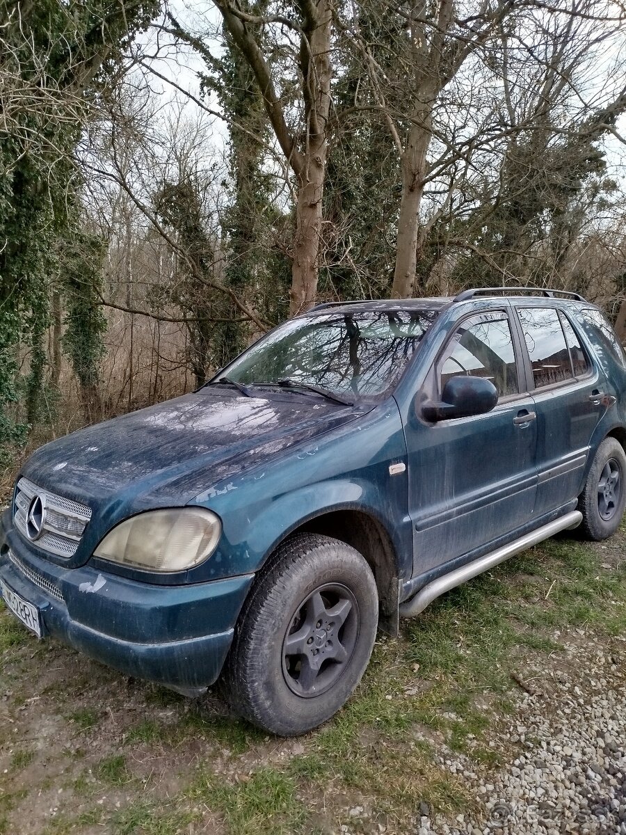 Predám Mercedes 320 benzin-,plyn