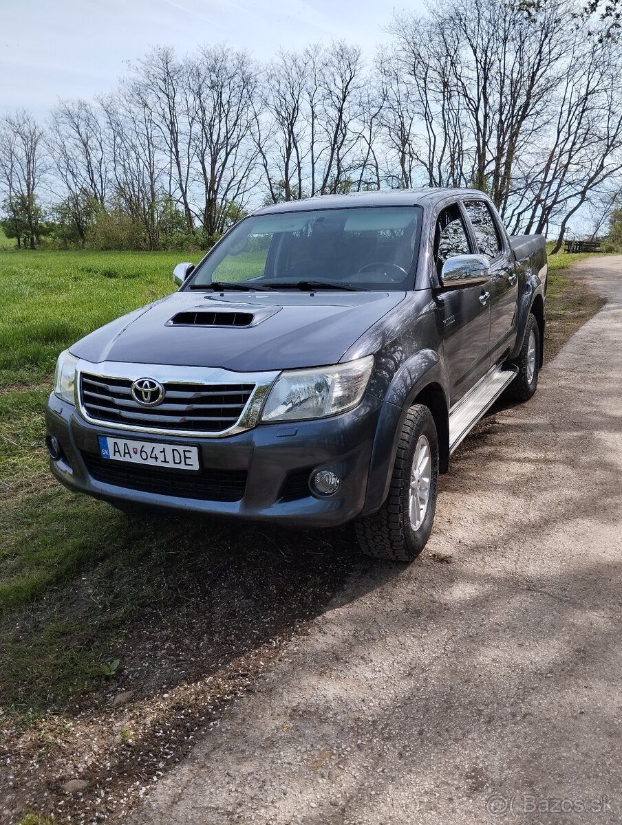 Predám Toyota Hilux 3.0D4D