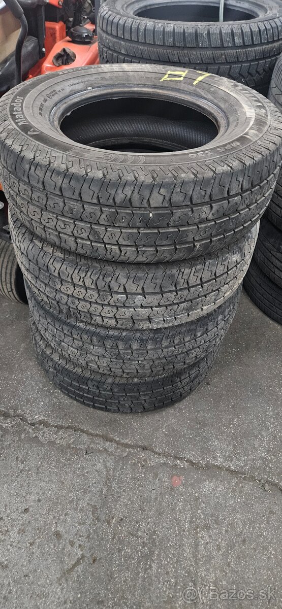 225/70 R15 C