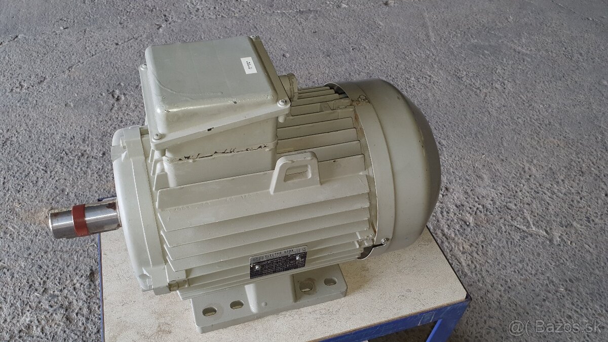 Elektromotor Electro Adda 11 kw, patkový, s brzdou