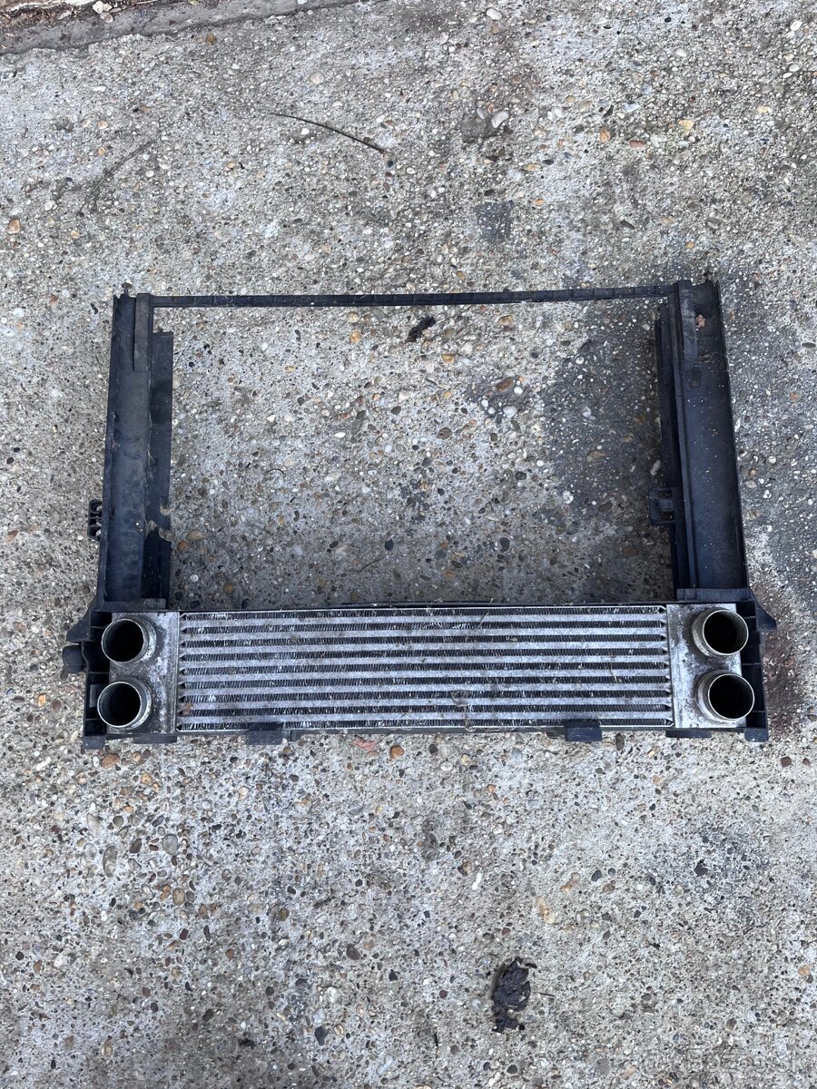 Bmw 745d  intercooler-17517795386