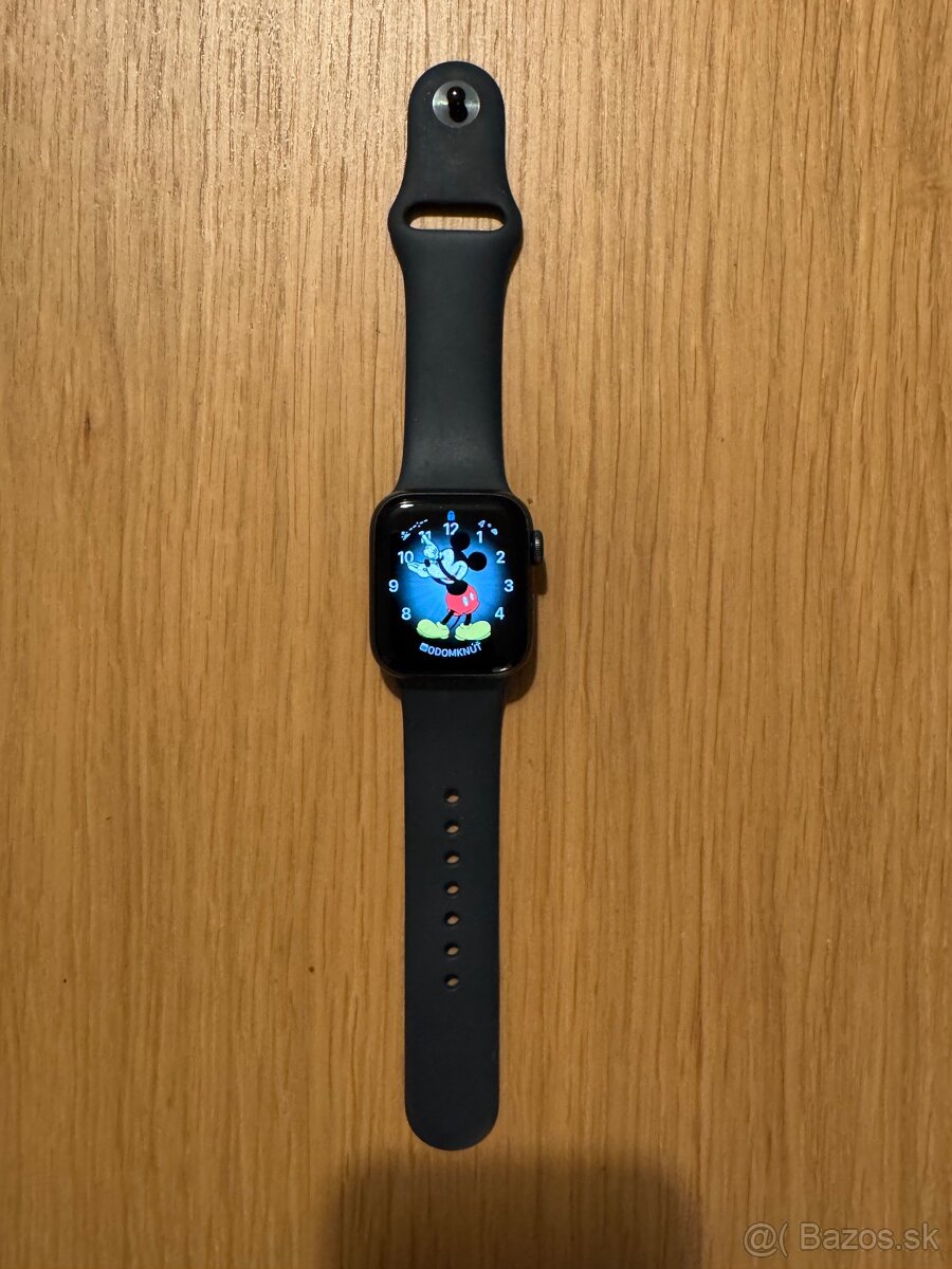 Apple watch 3, 38mm, 100% stav, krabica, nabíjačka