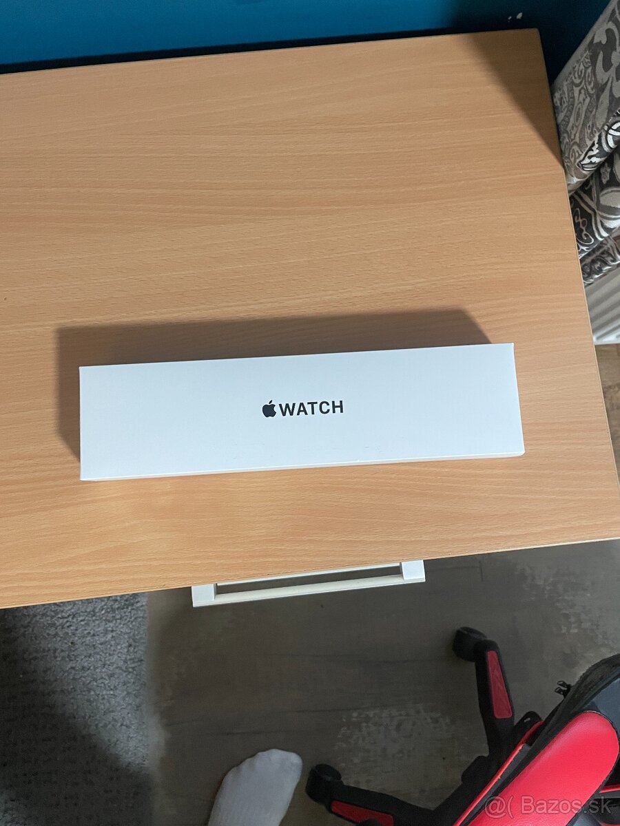 Apple Watch SE 40mm na predaj